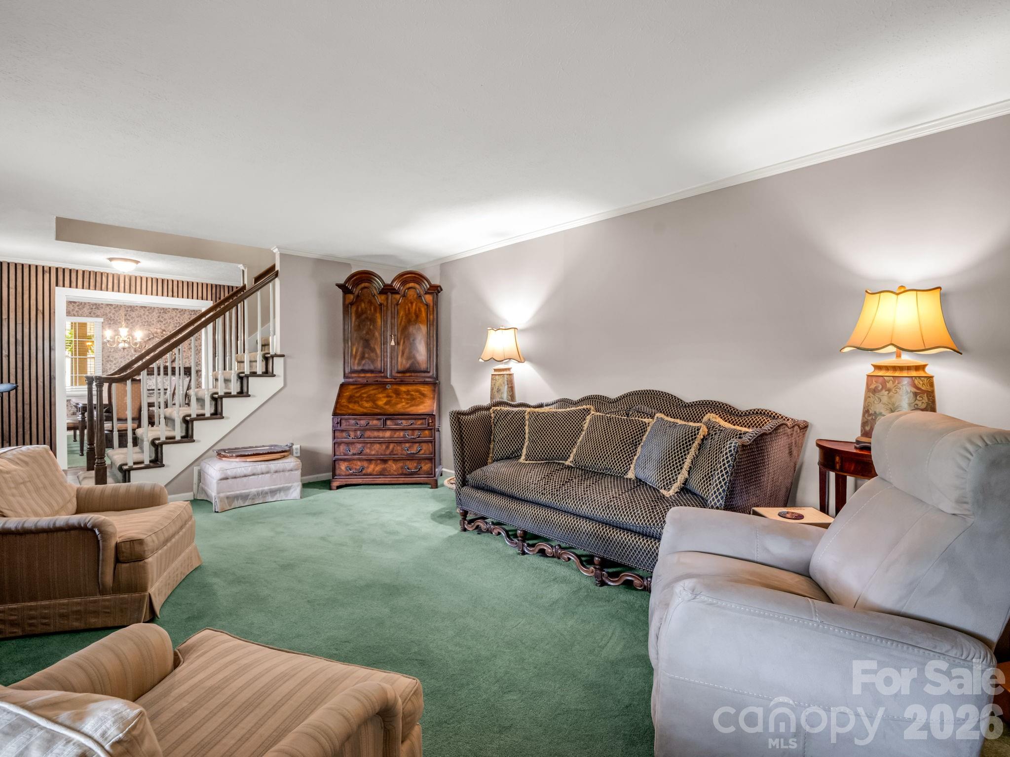 213 Raintree Drive — Hendersonville