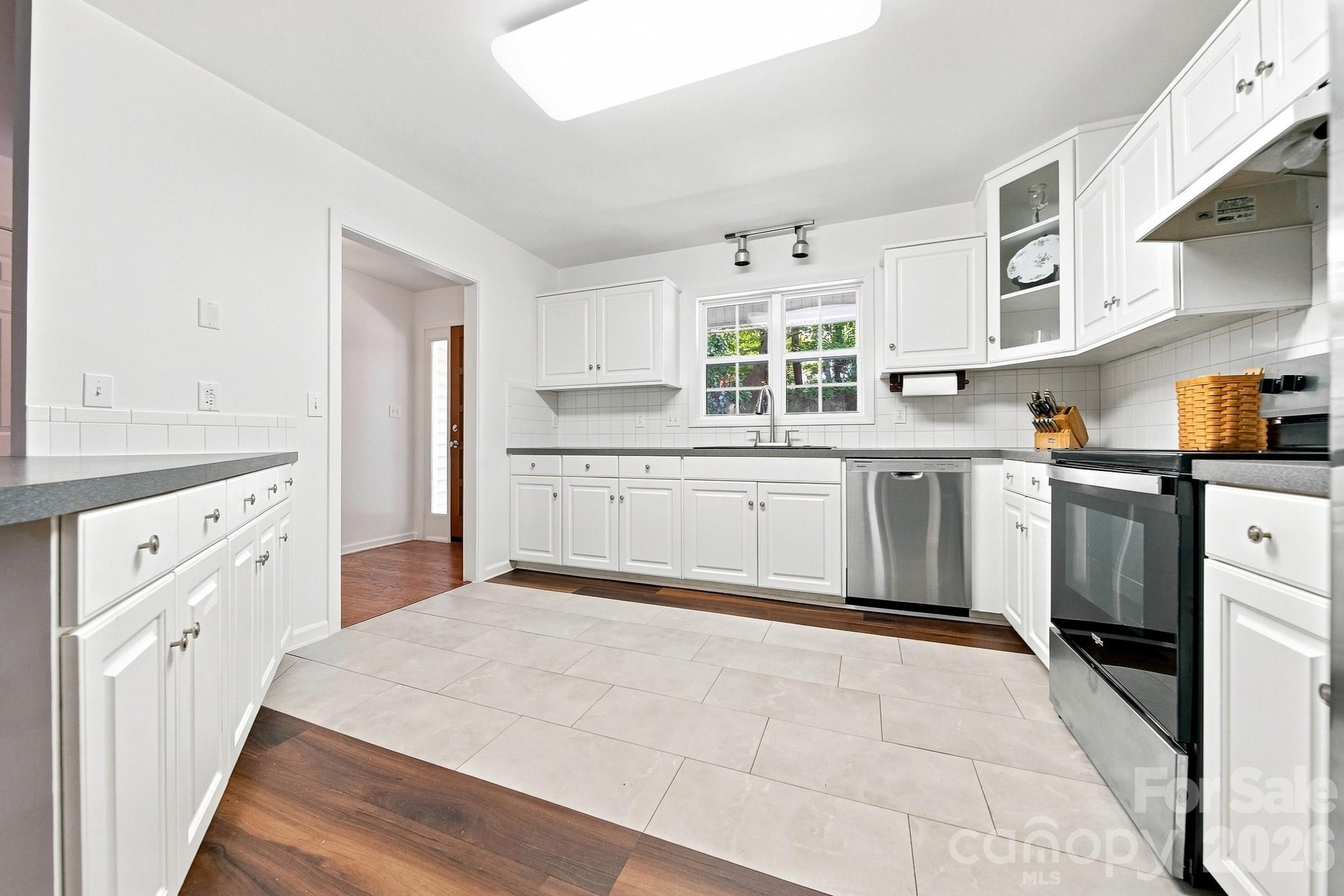 220 5th Street NE — Conover