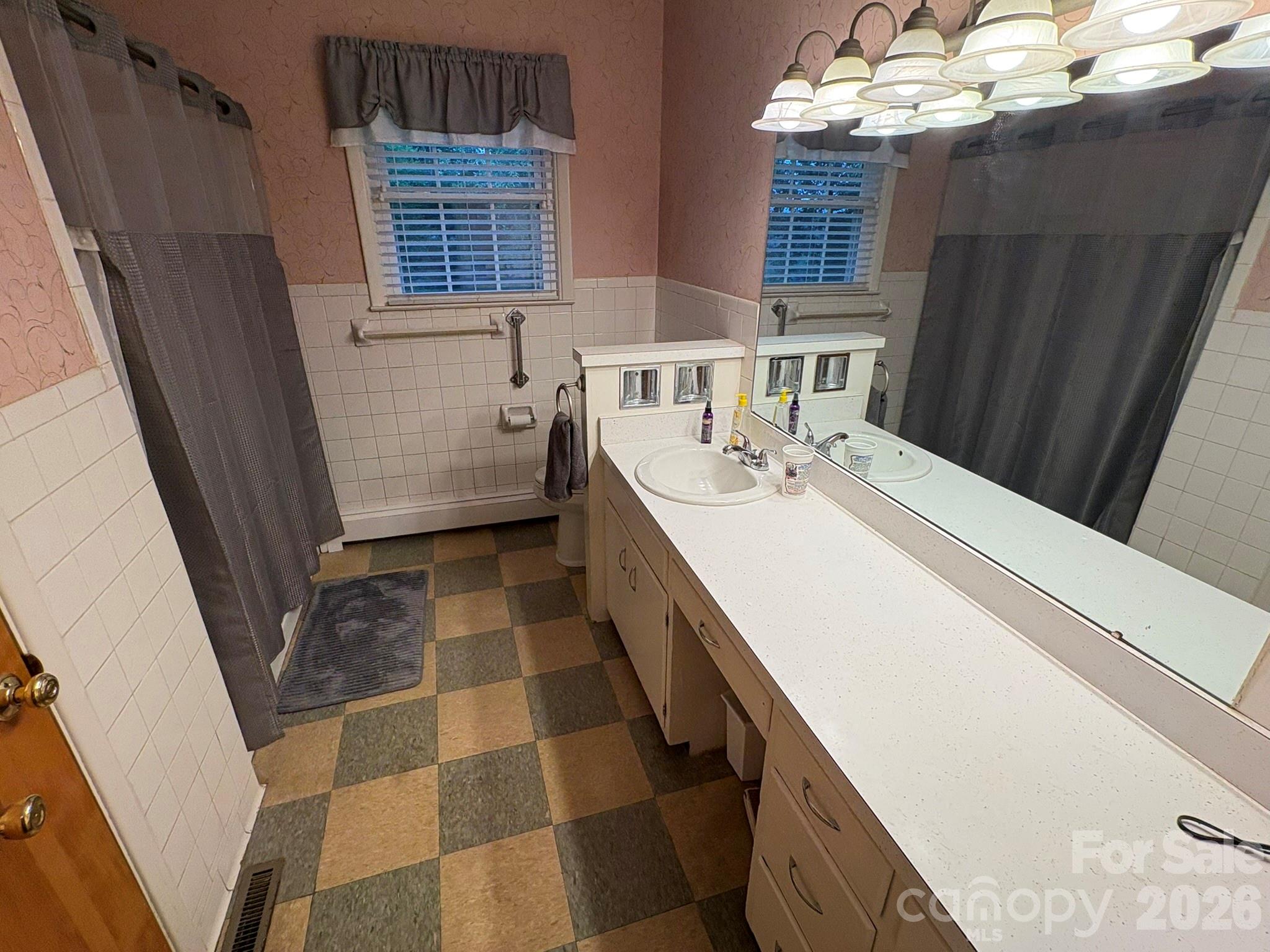 730 Harris Avenue NW — Valdese