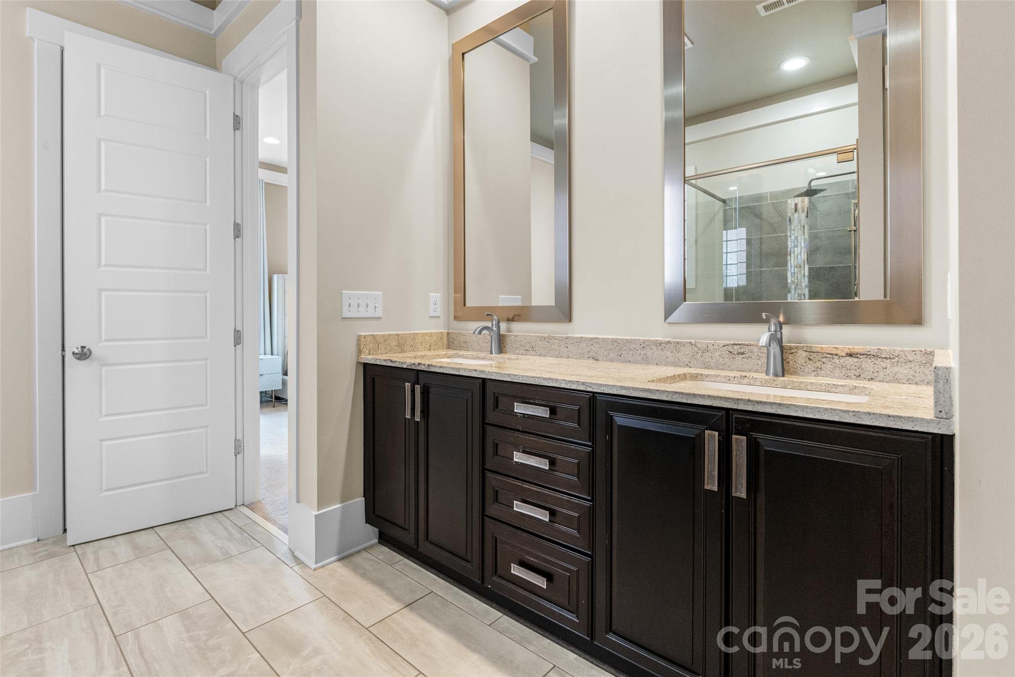 9236 Creekside Park Road — Charlotte