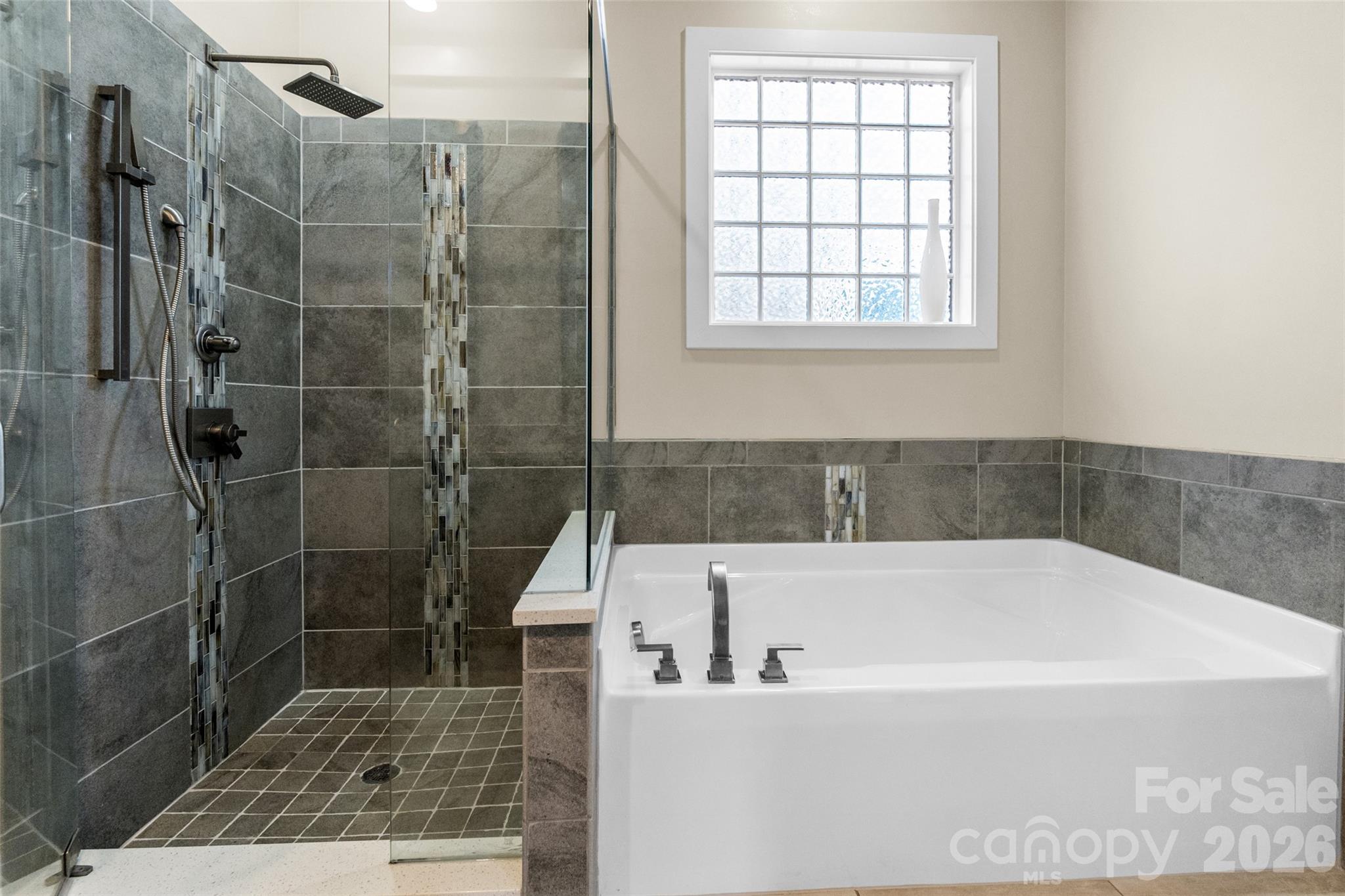 9236 Creekside Park Road — Charlotte