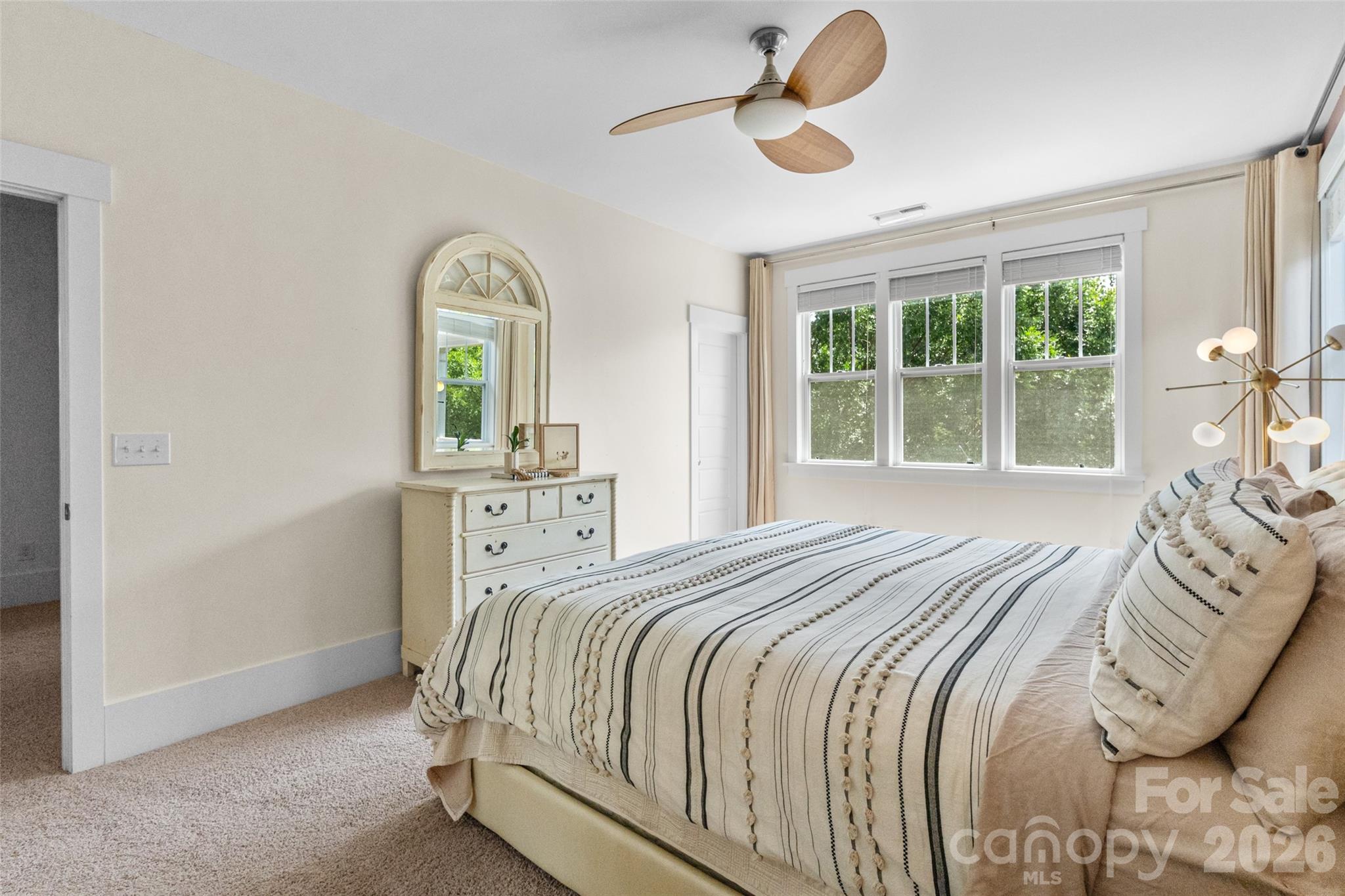 9236 Creekside Park Road — Charlotte