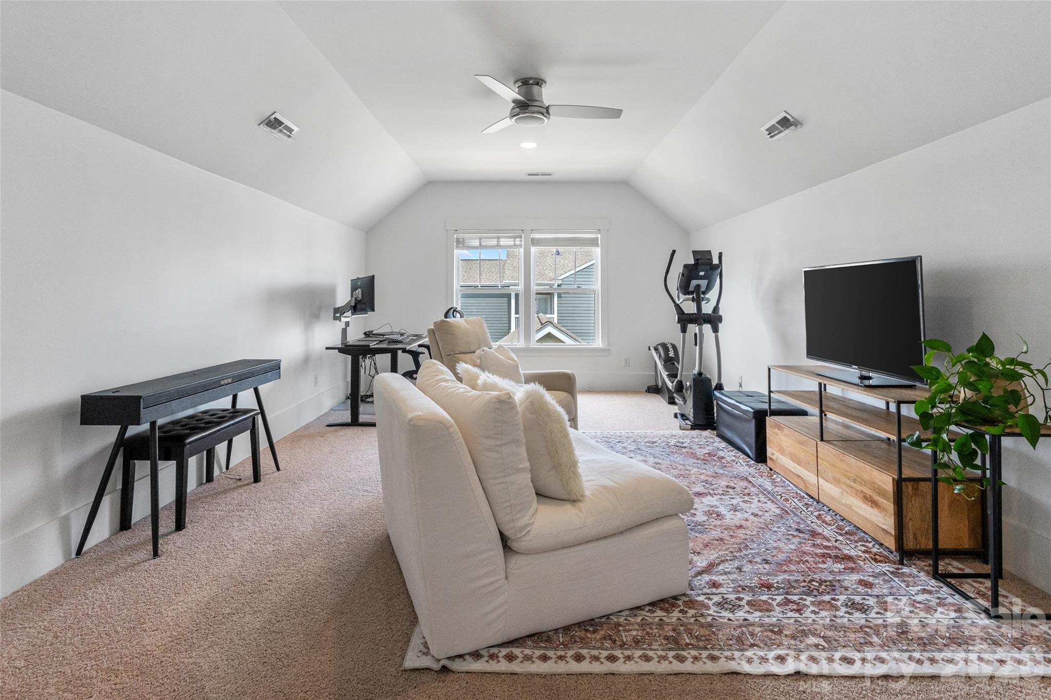 9236 Creekside Park Road — Charlotte