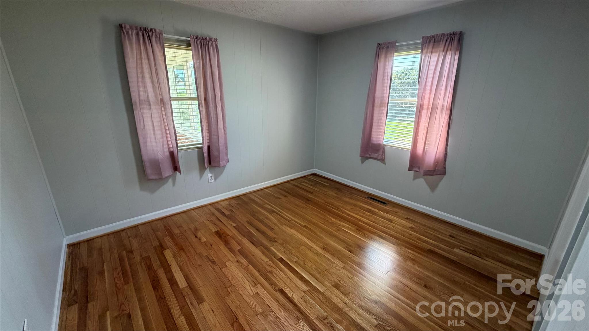 2372 Jamestown Road — Morganton