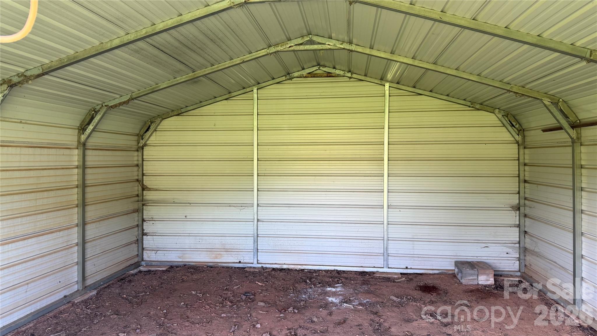 2372 Jamestown Road — Morganton