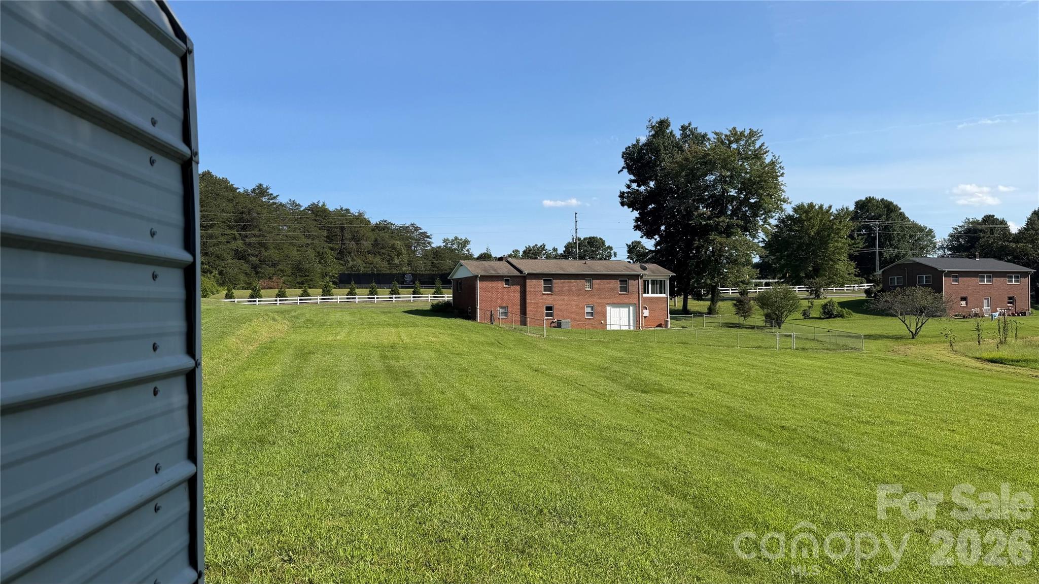 2372 Jamestown Road — Morganton