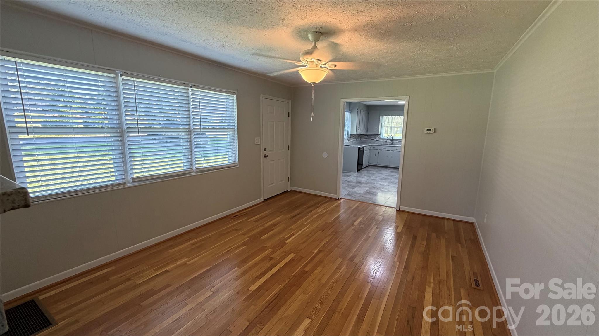 2372 Jamestown Road — Morganton