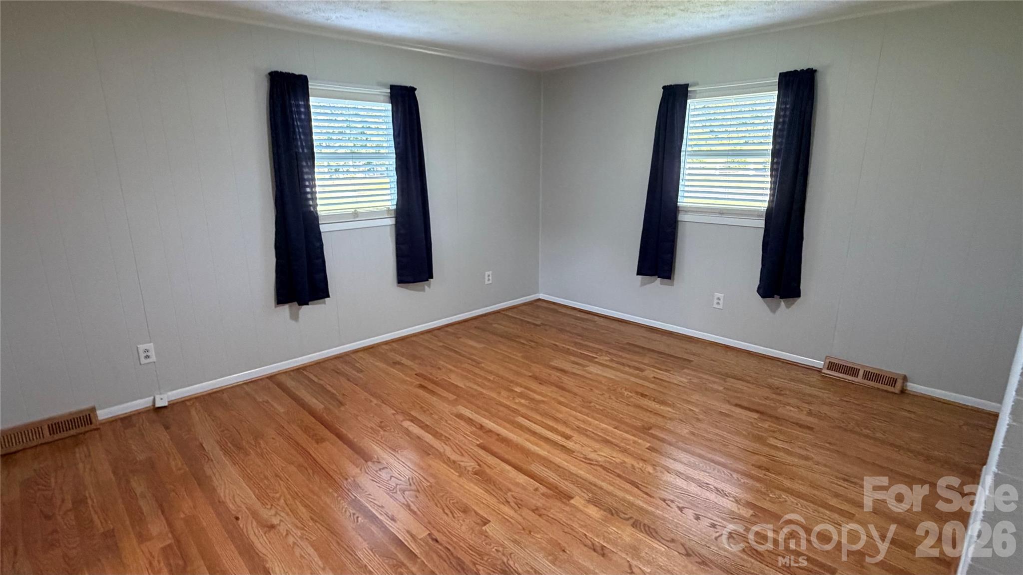 2372 Jamestown Road — Morganton