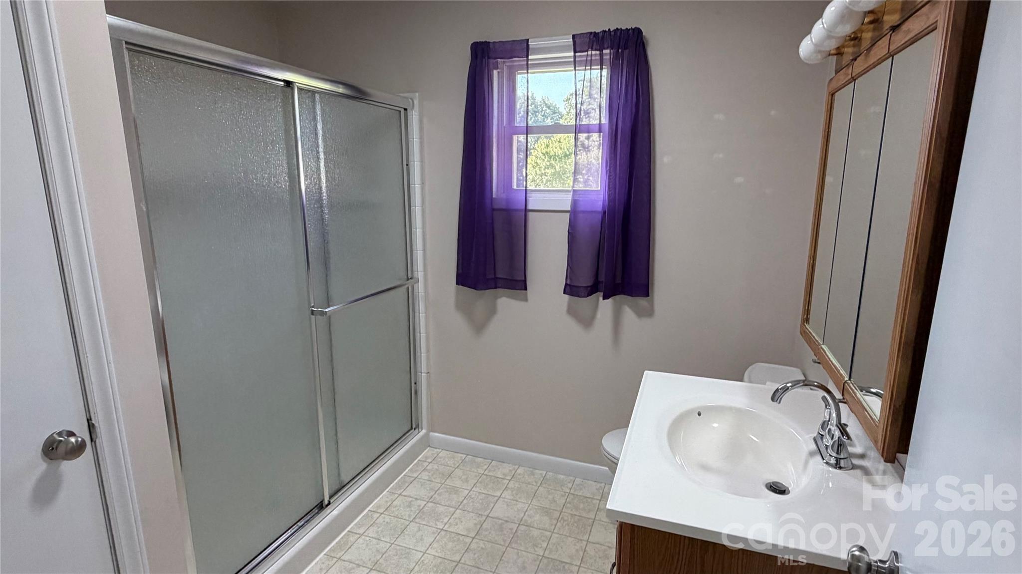 2372 Jamestown Road — Morganton