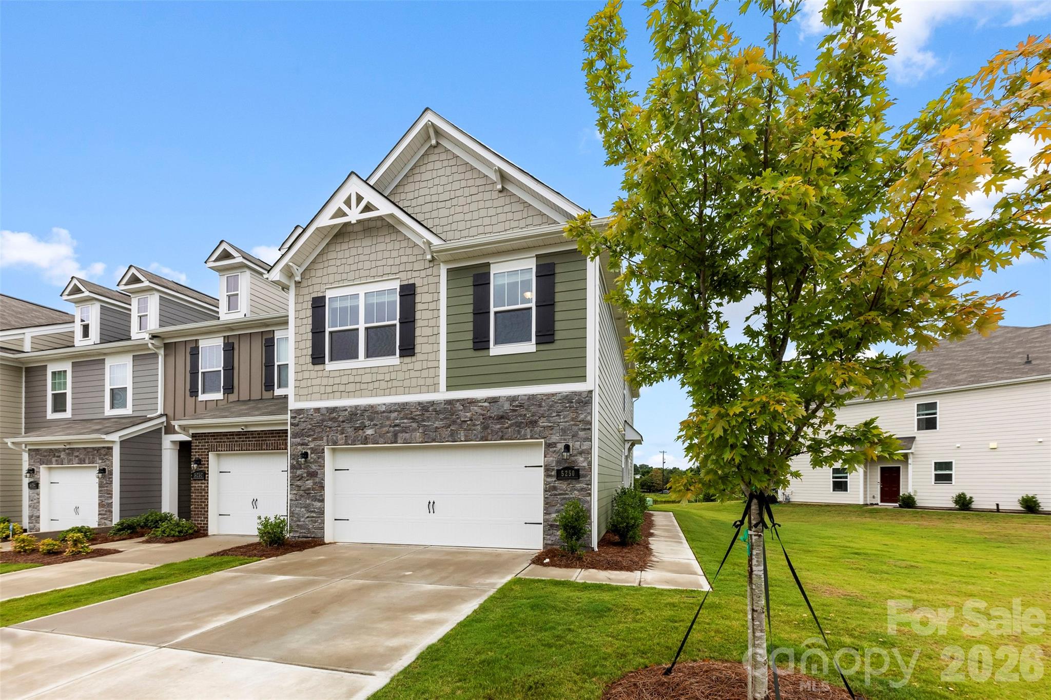 5250 Maynard Hill Drive — Monroe
