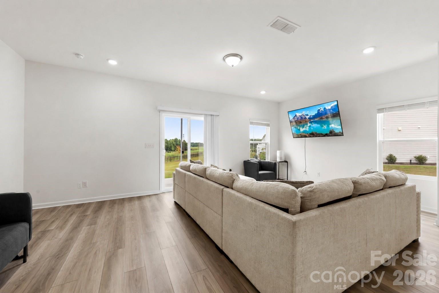 5250 Maynard Hill Drive — Monroe