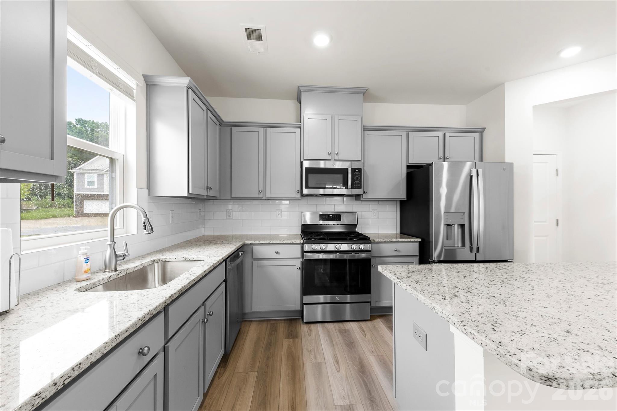 5250 Maynard Hill Drive — Monroe