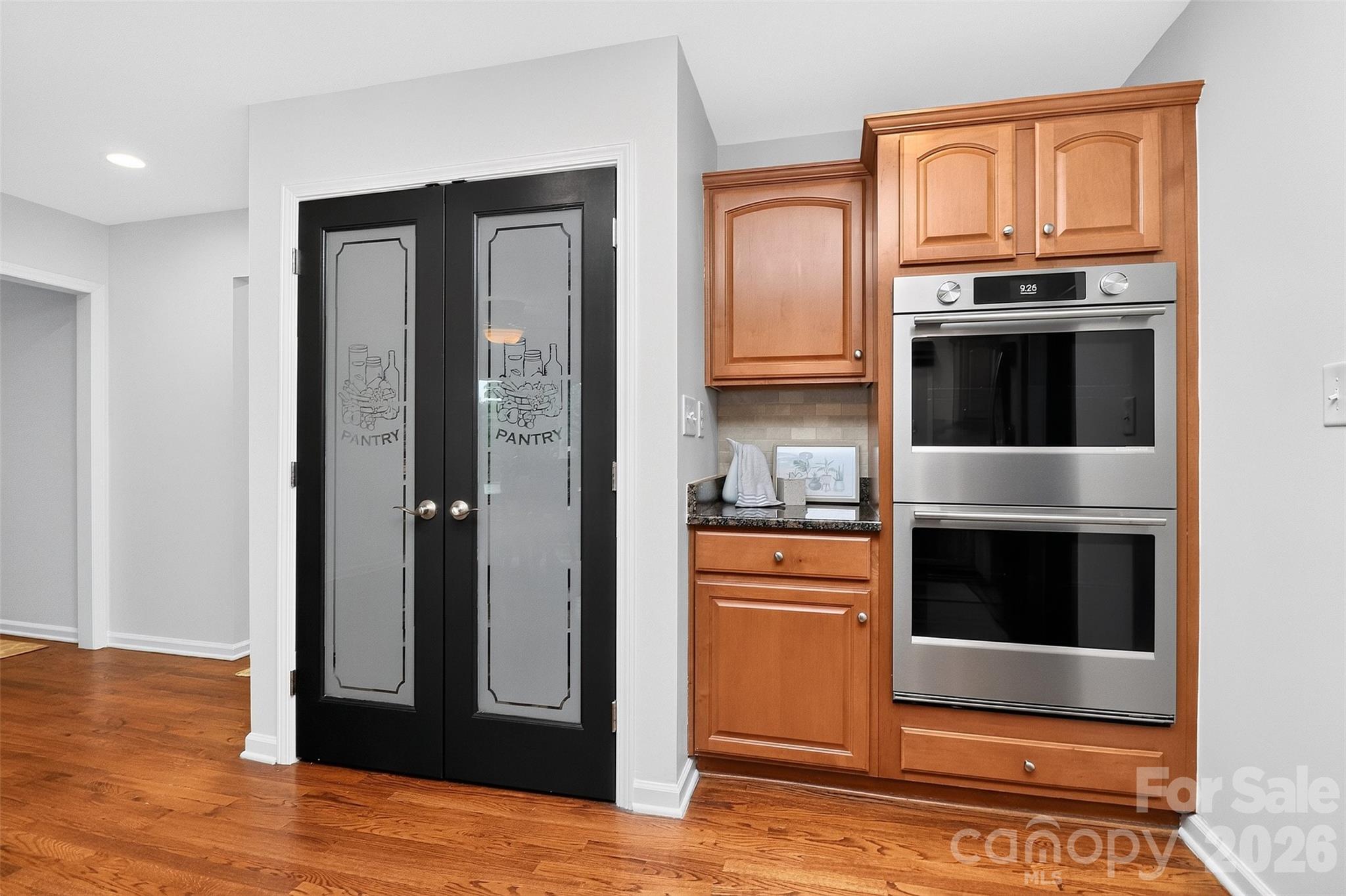 6014 Lake Providence Lane — Charlotte