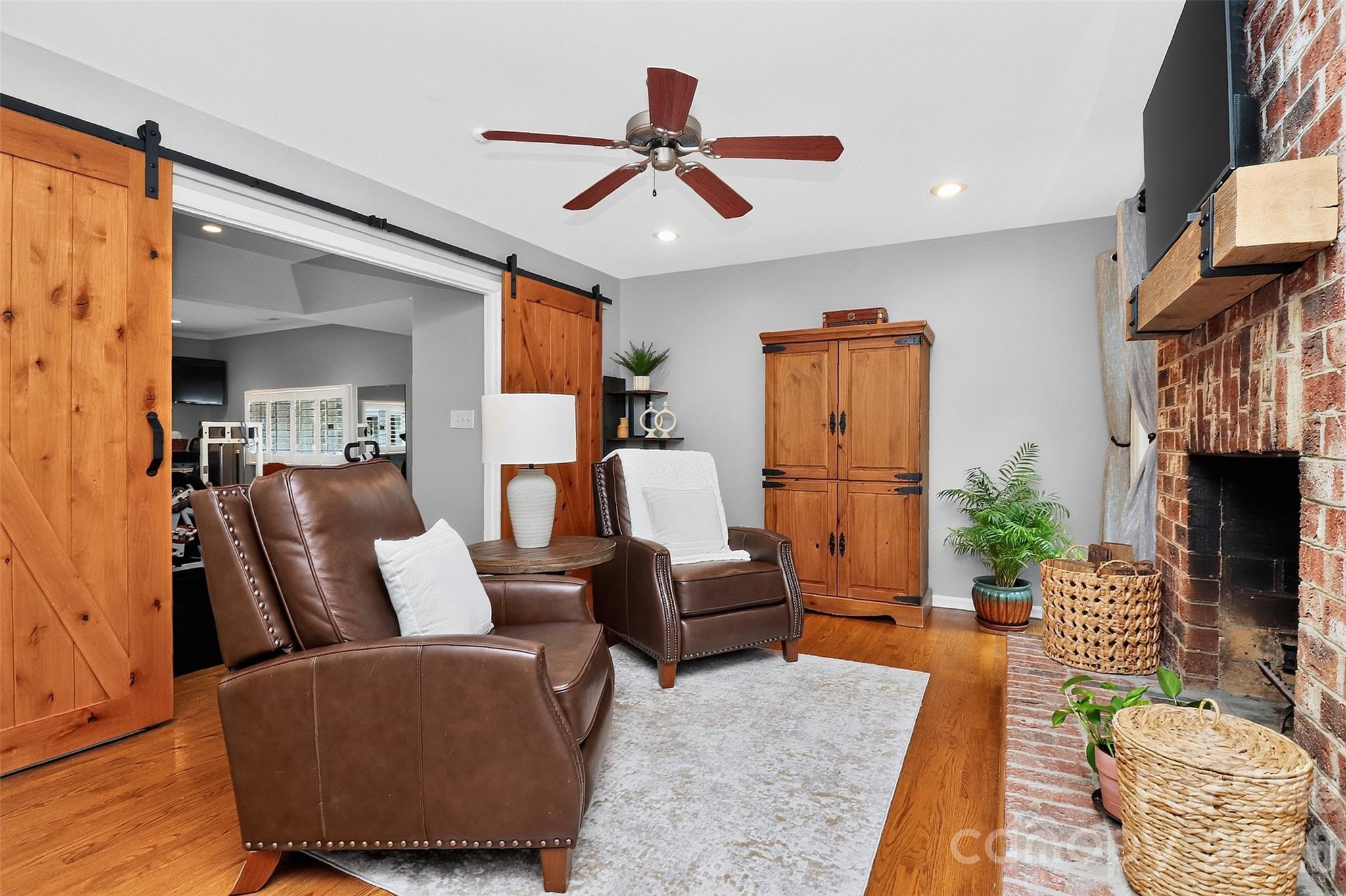 6014 Lake Providence Lane — Charlotte