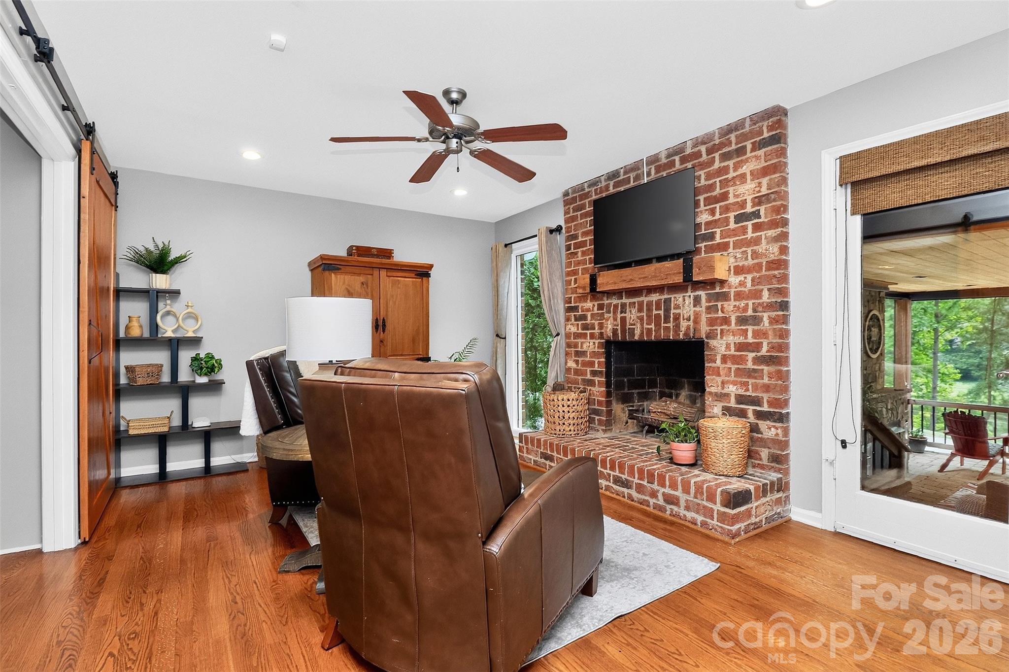 6014 Lake Providence Lane — Charlotte