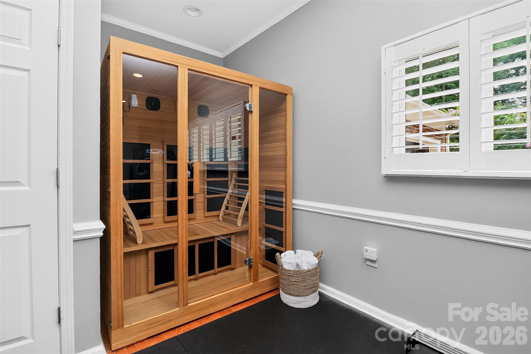6014 Lake Providence Lane — Charlotte