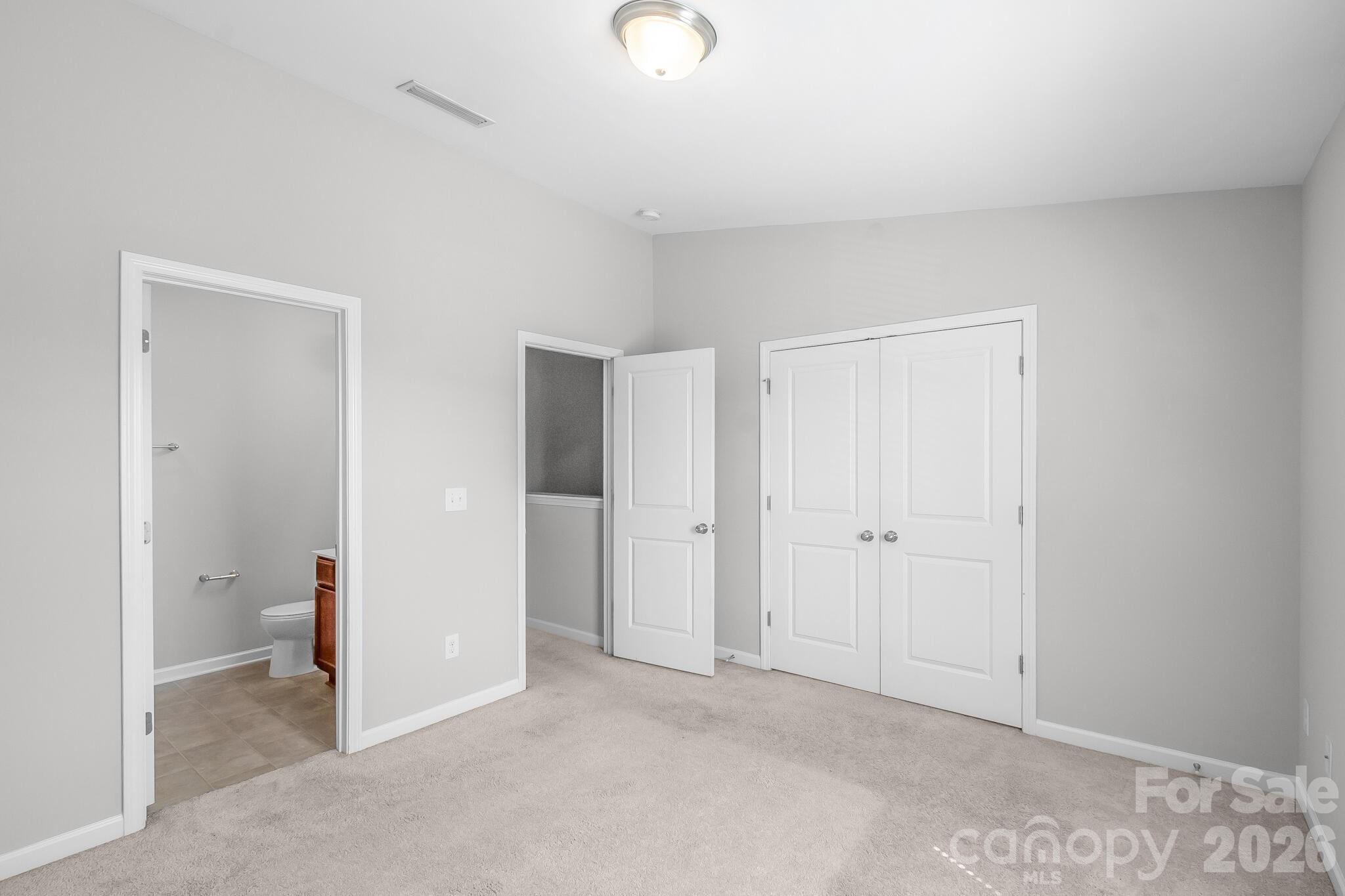 5232 Prosperity Church Road — Charlotte