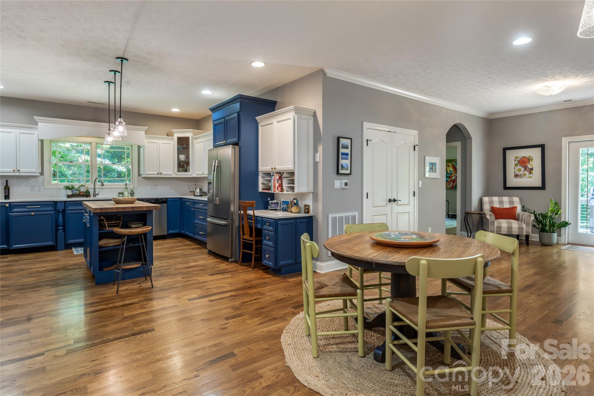 170 Cape Martin Circle — Hendersonville