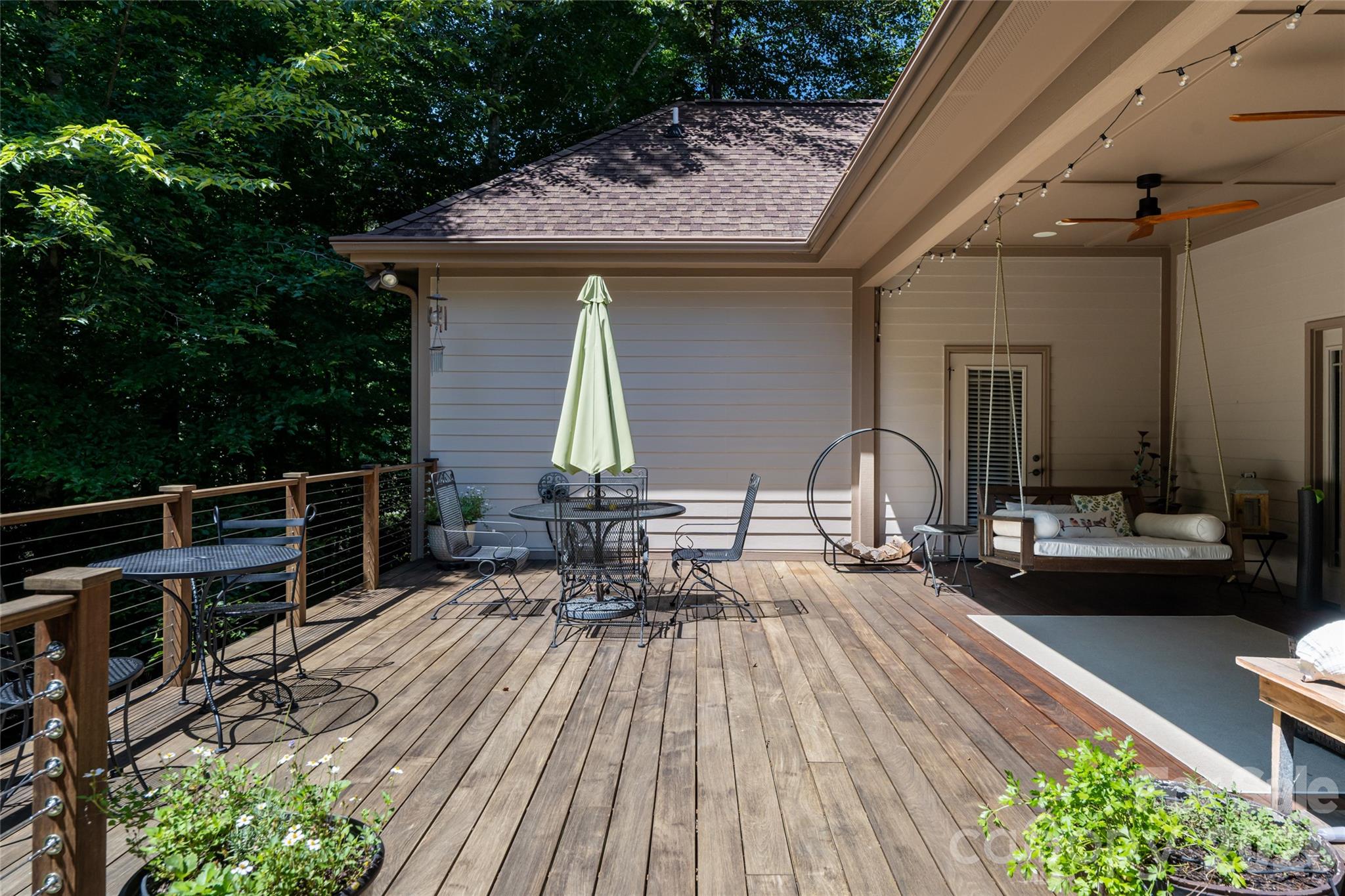 170 Cape Martin Circle — Hendersonville