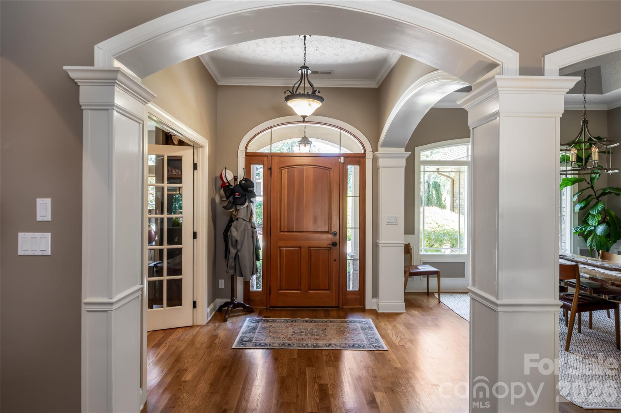 170 Cape Martin Circle — Hendersonville