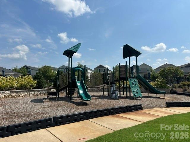 12441 Stoneybrook Station Parkway — Huntersville