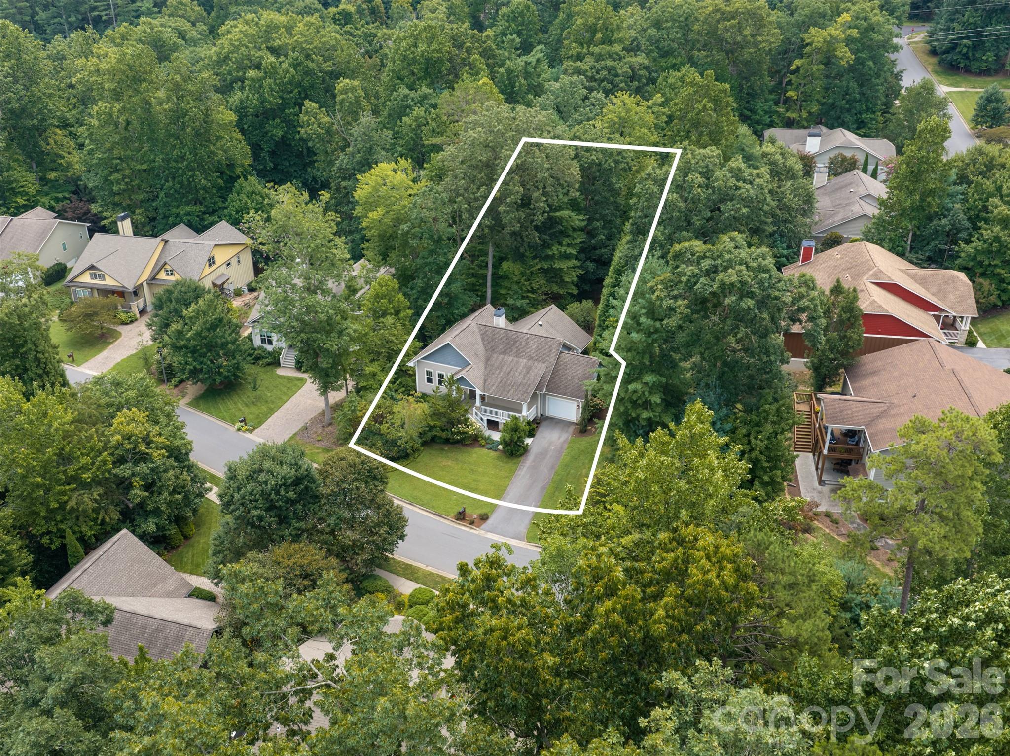 22 Sparkle Dun Drive — Biltmore Lake