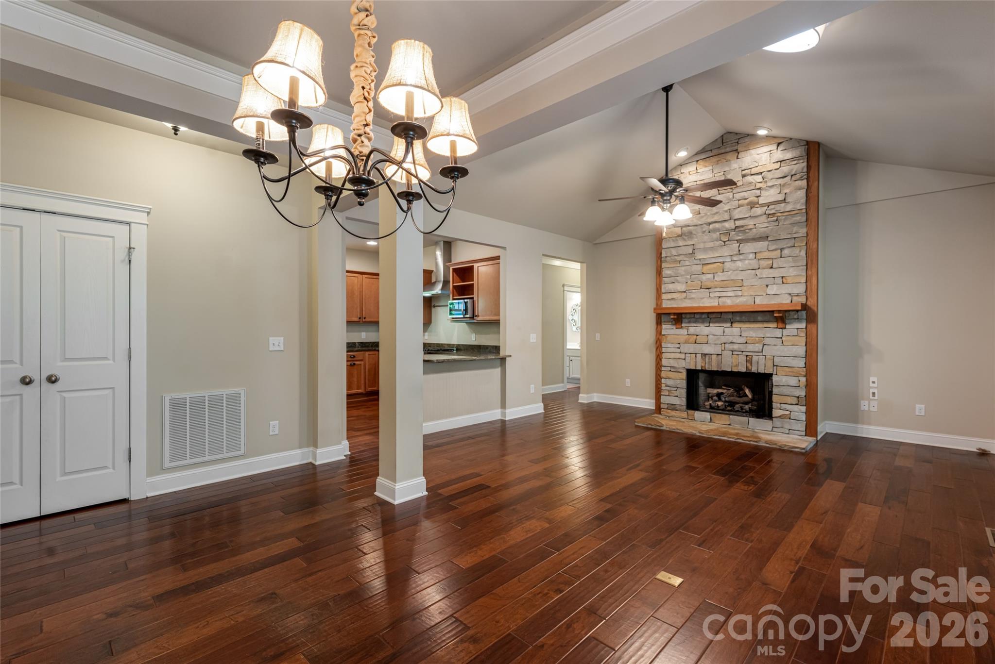 22 Sparkle Dun Drive — Biltmore Lake