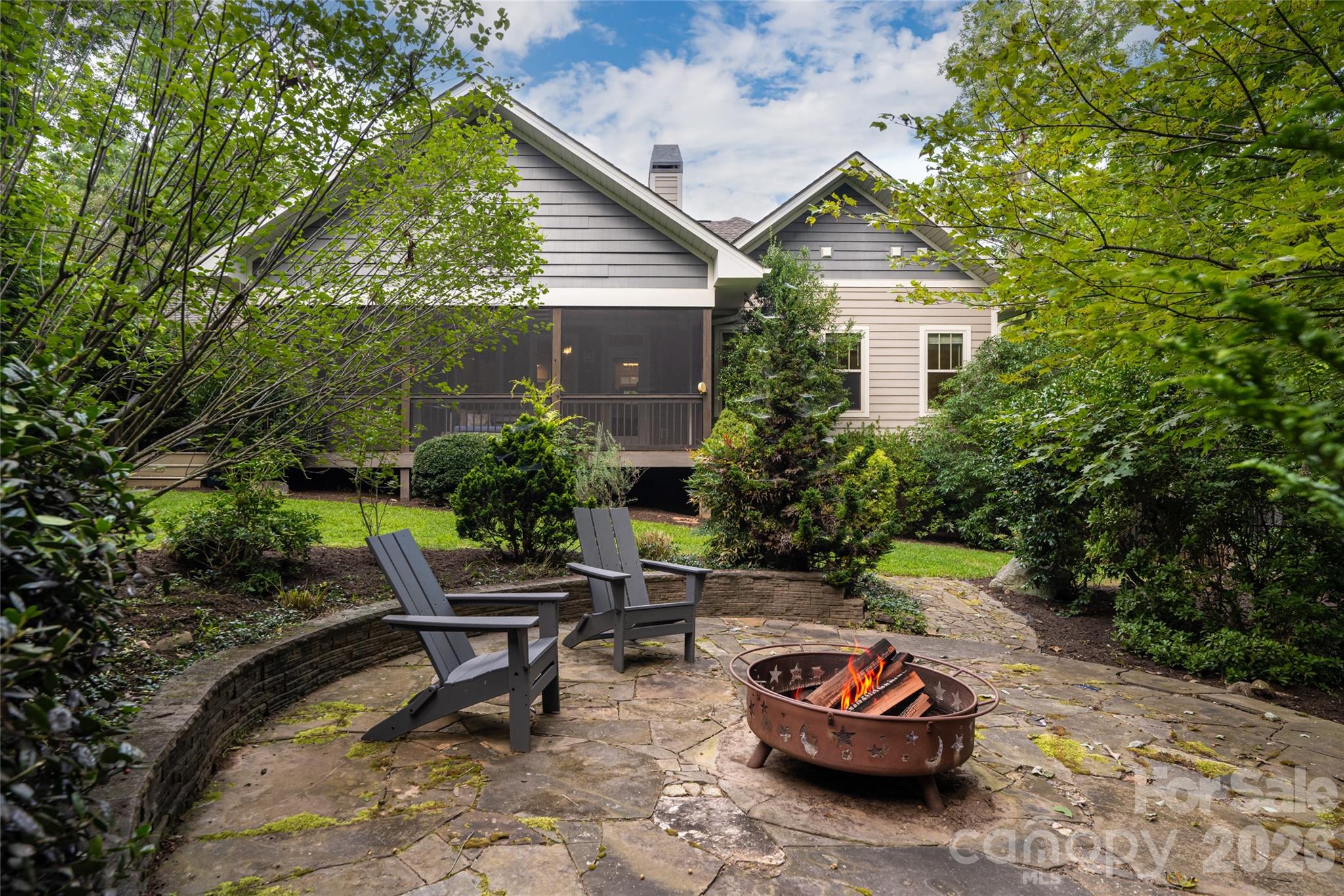 22 Sparkle Dun Drive — Biltmore Lake