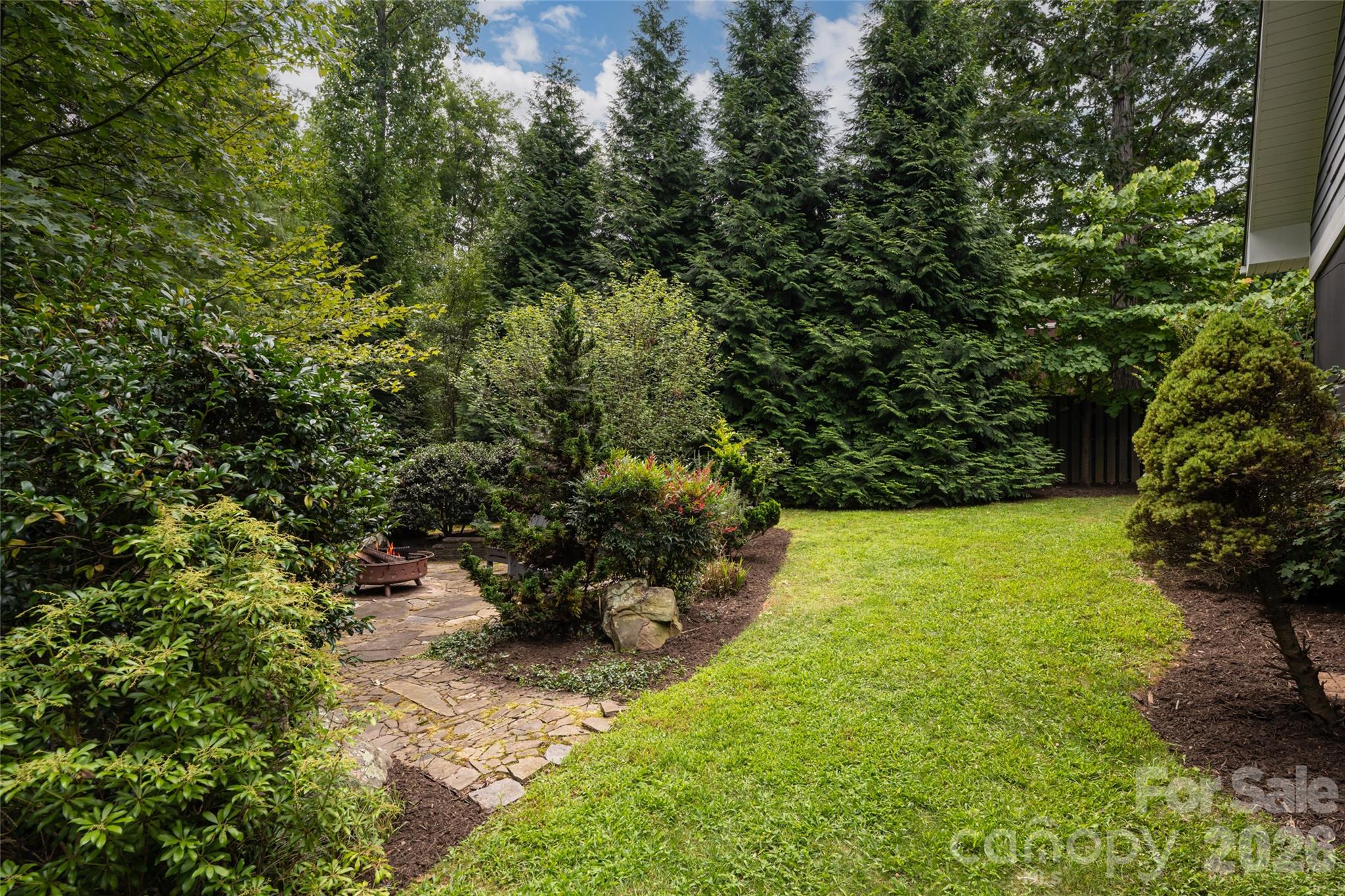 22 Sparkle Dun Drive — Biltmore Lake