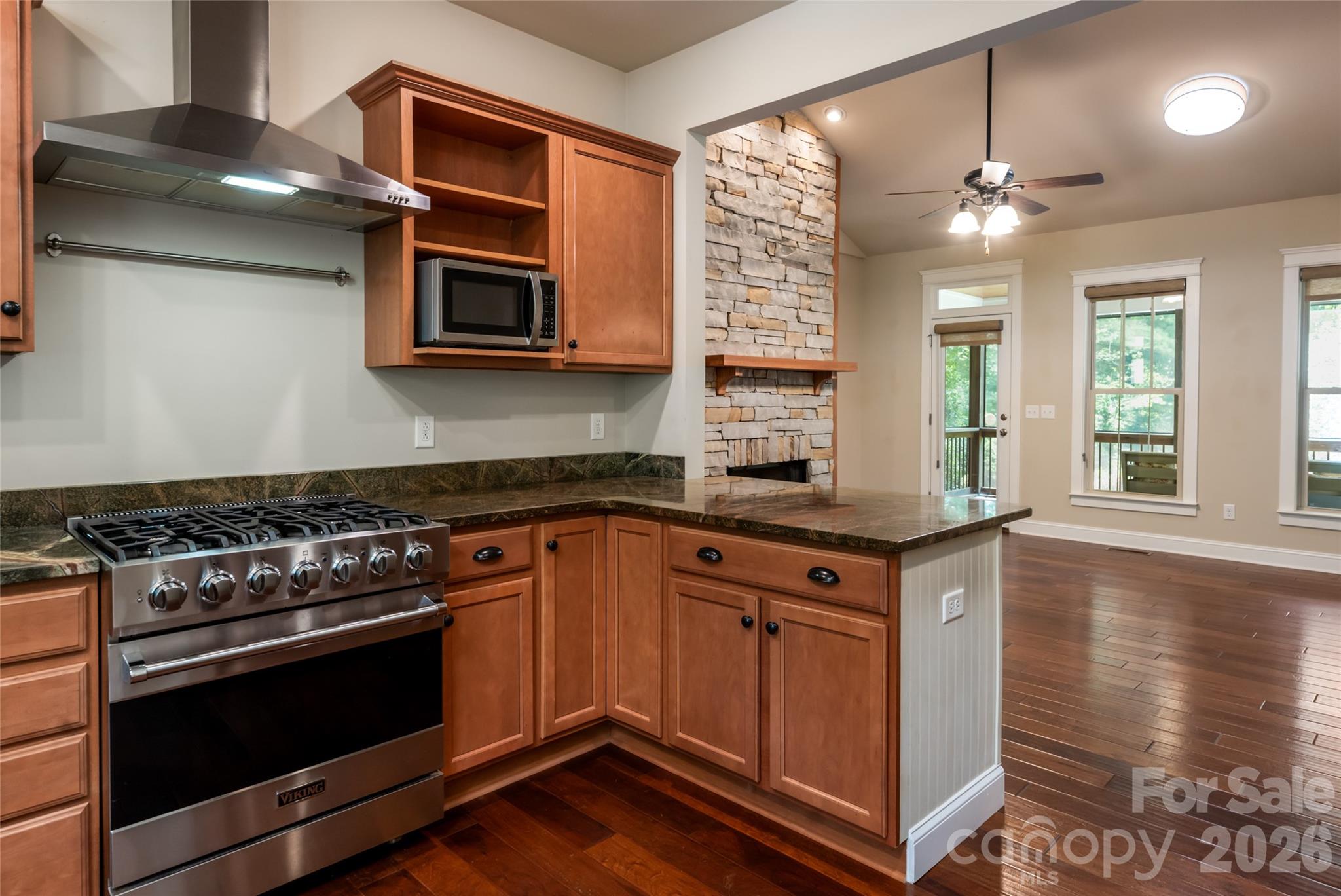 22 Sparkle Dun Drive — Biltmore Lake