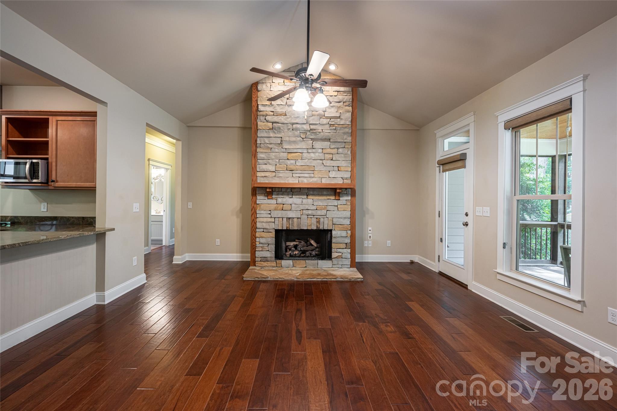 22 Sparkle Dun Drive — Biltmore Lake