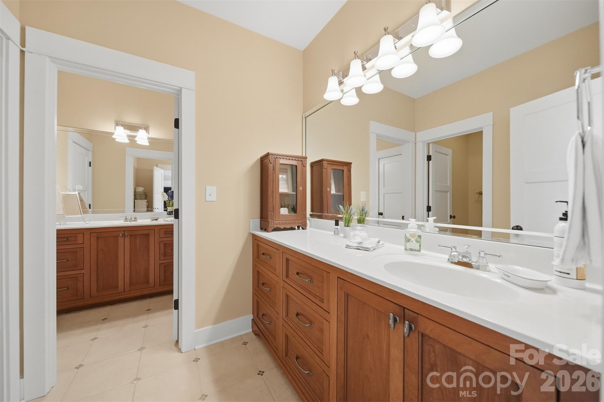 2748 Trent Drive NE — Conover