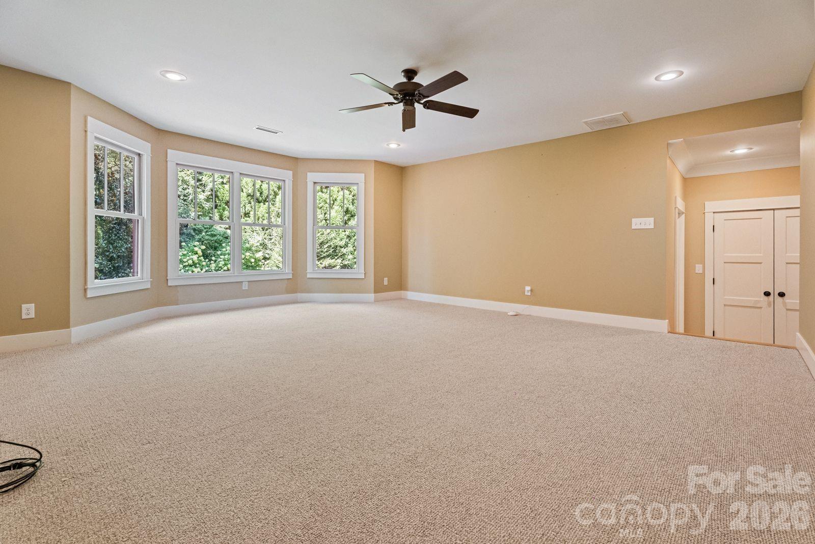 2748 Trent Drive NE — Conover