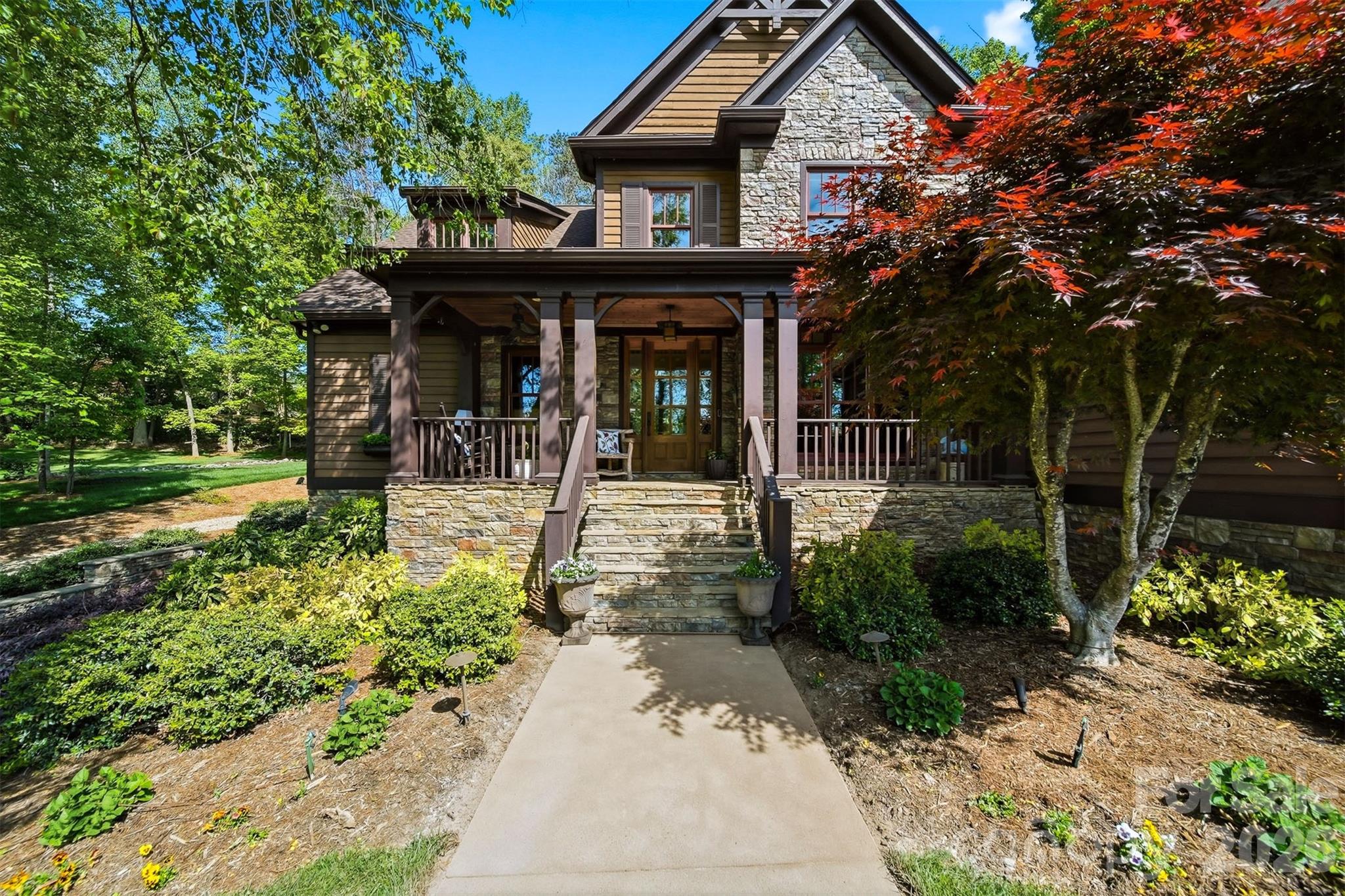 2748 Trent Drive NE — Conover