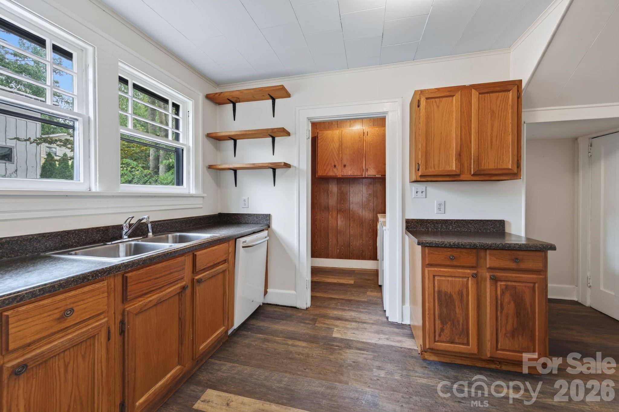 203 Pennsylvania Avenue — Asheville