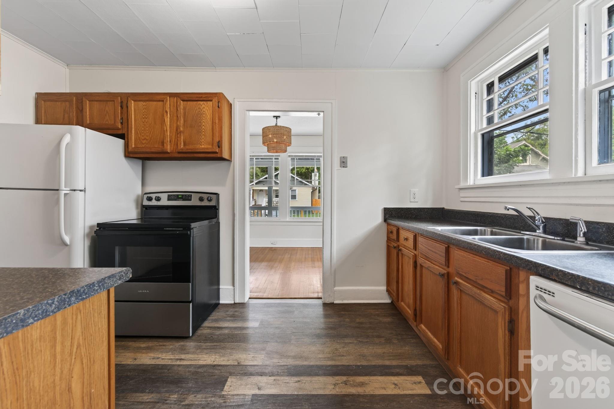 203 Pennsylvania Avenue — Asheville