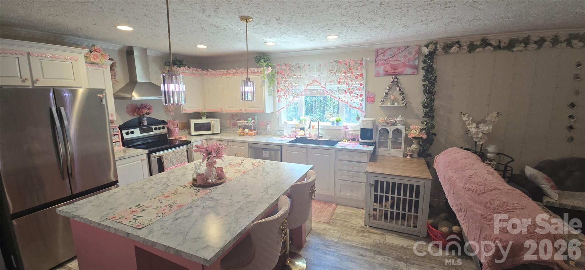 77 Raccoon Ridge — Marion