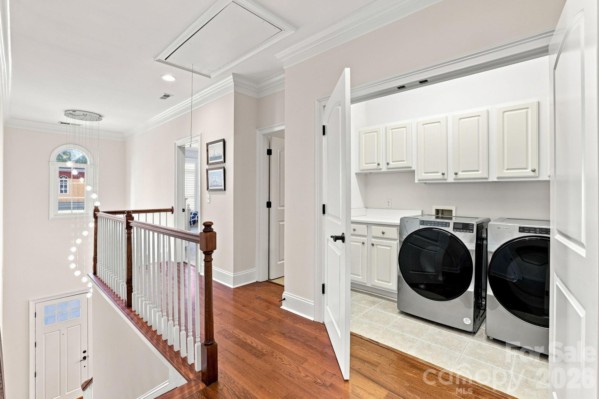 6831 Louisburg Square Lane — Charlotte