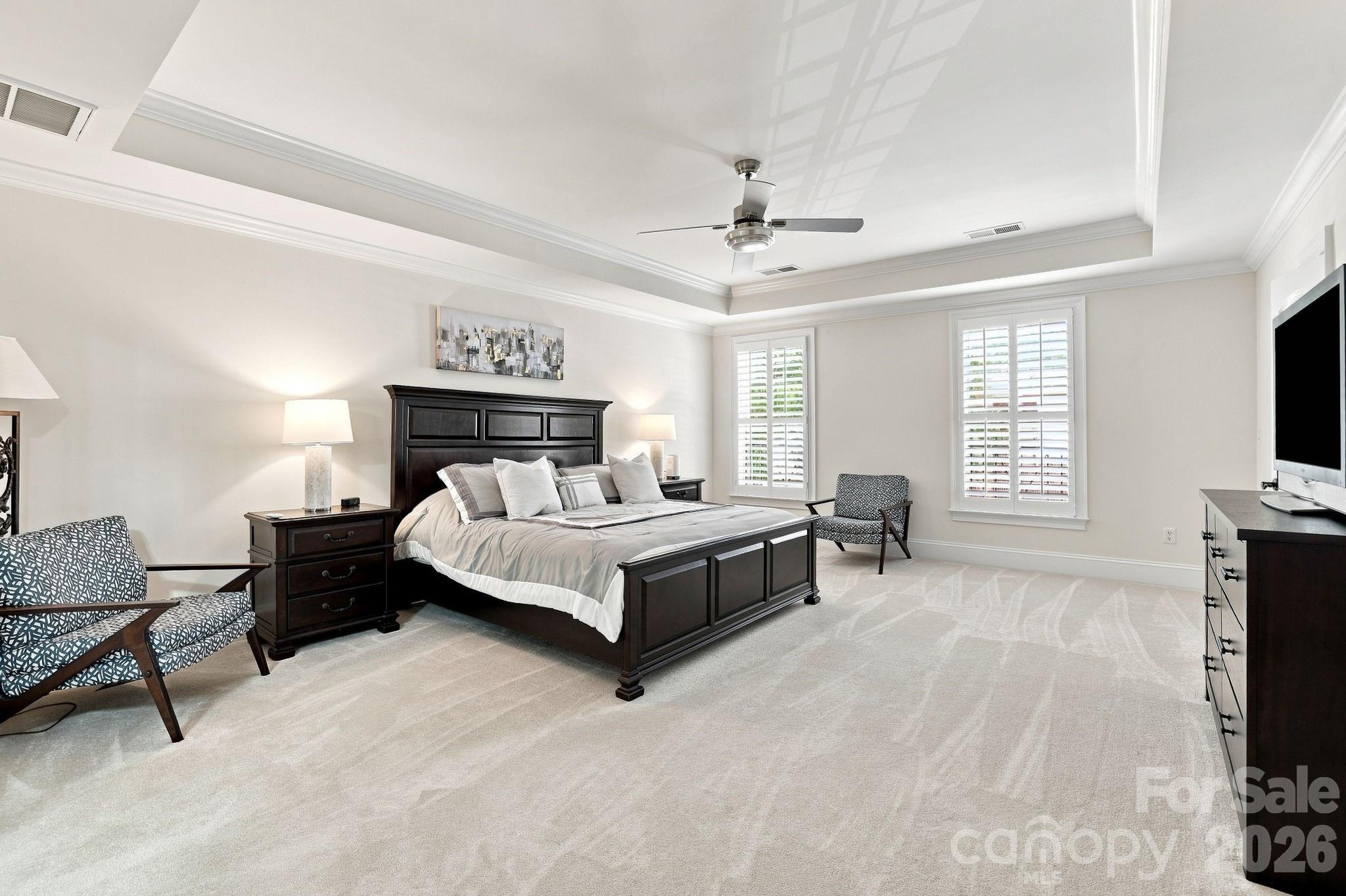 6831 Louisburg Square Lane — Charlotte