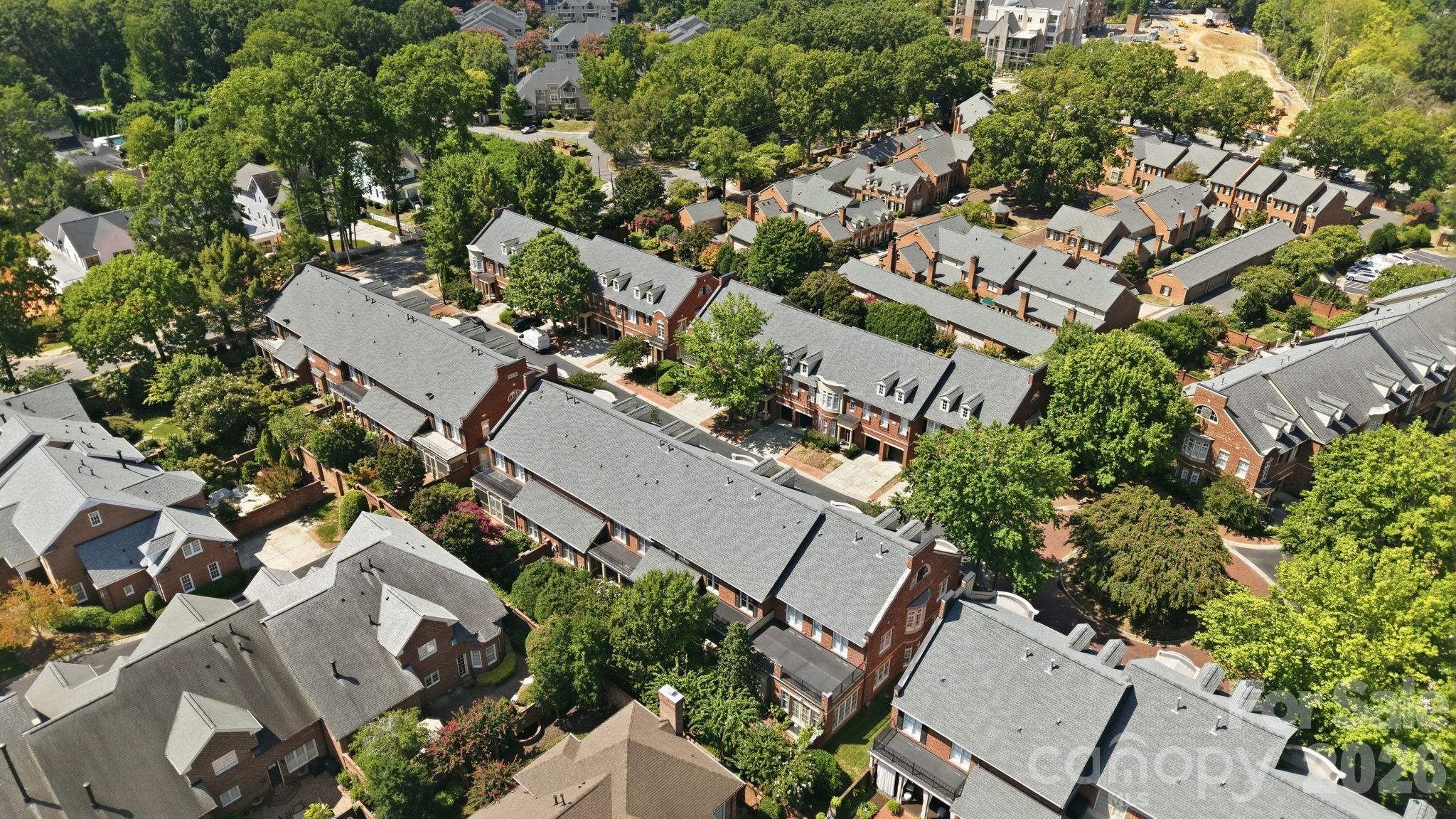 6831 Louisburg Square Lane — Charlotte