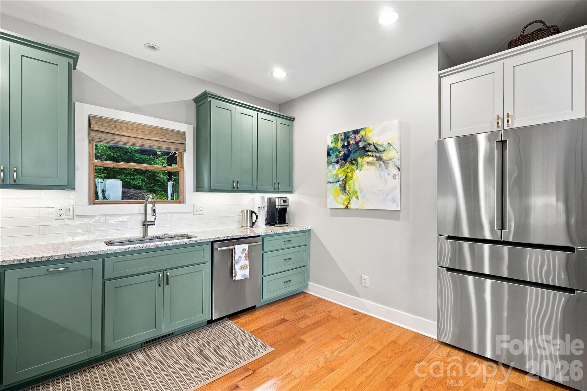600 Tanglewood Lane — Saluda