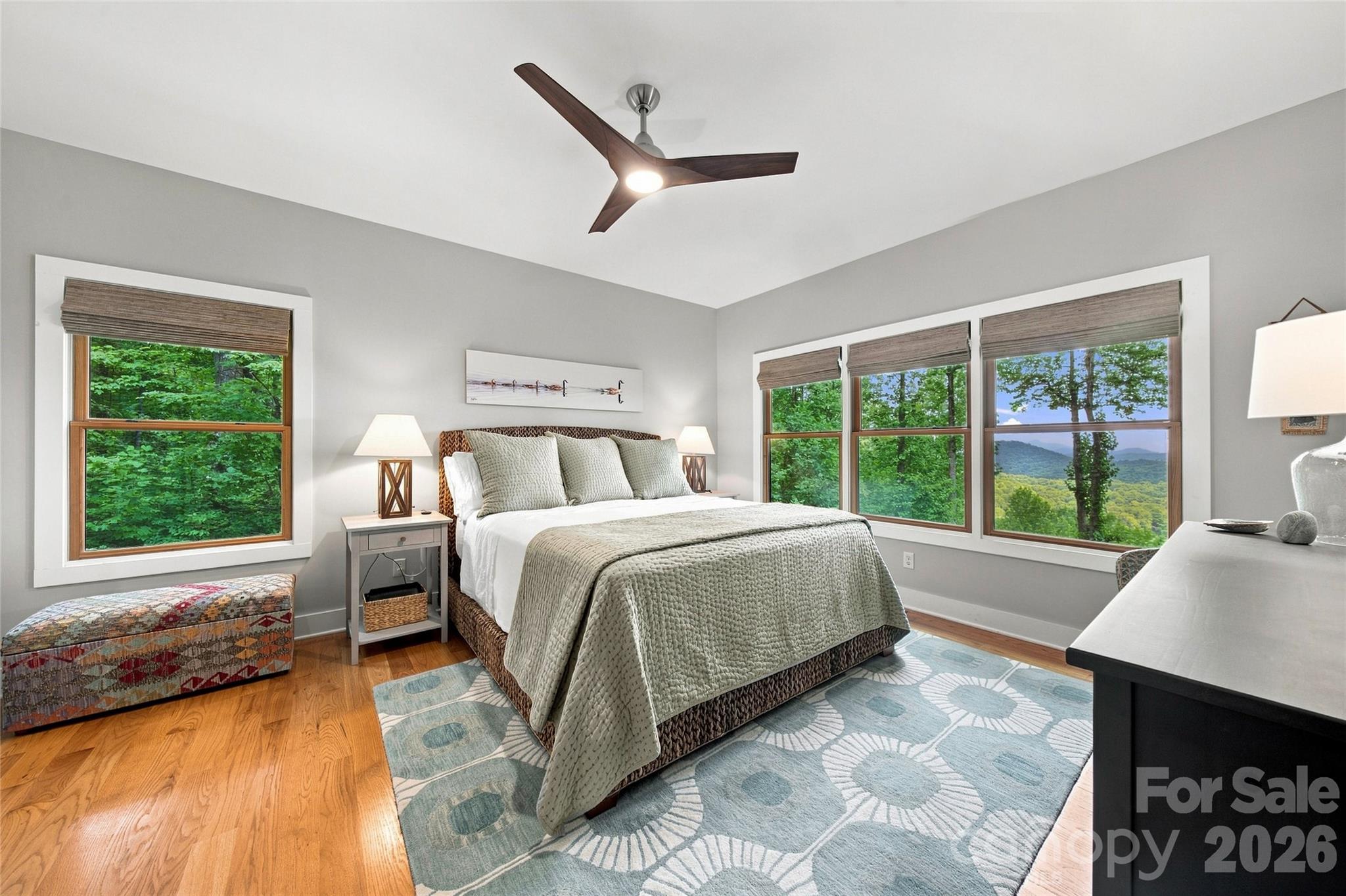 600 Tanglewood Lane — Saluda