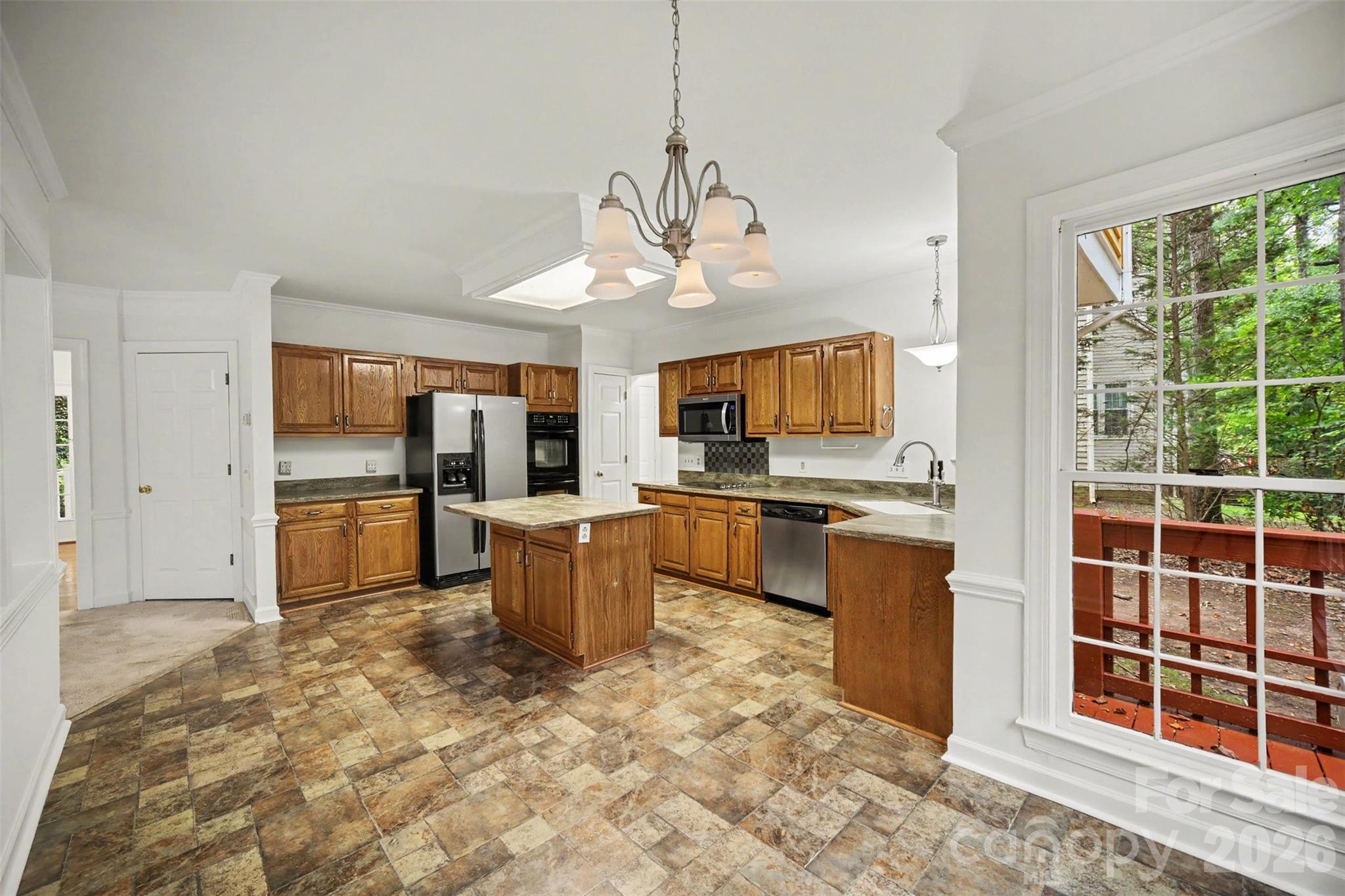 8401 Tatebrook Lane — Huntersville