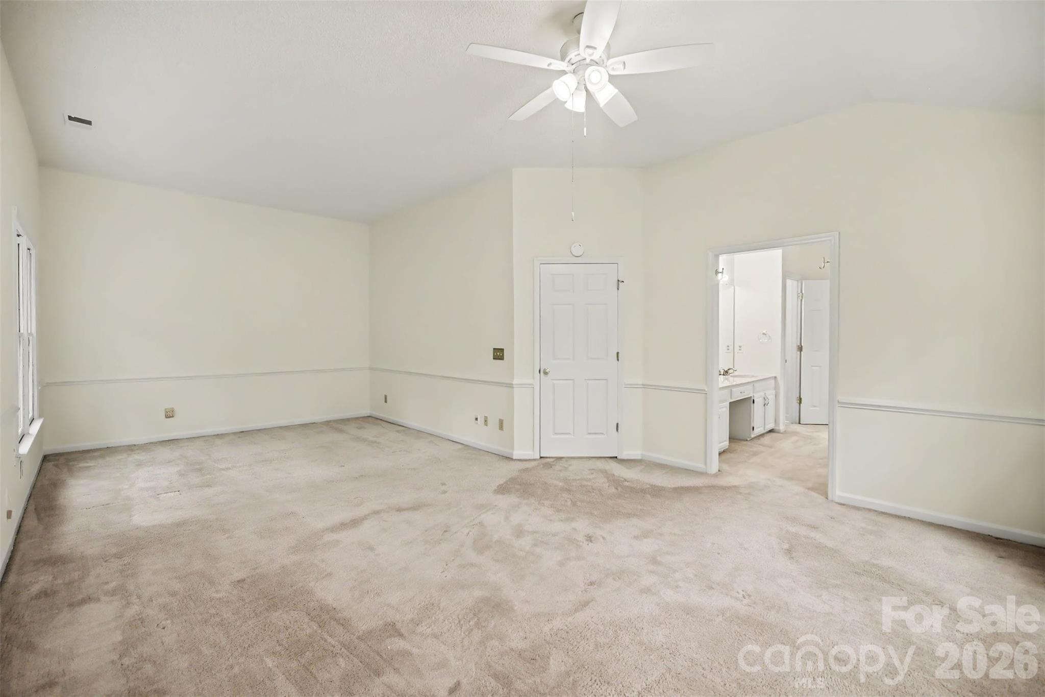 8401 Tatebrook Lane — Huntersville