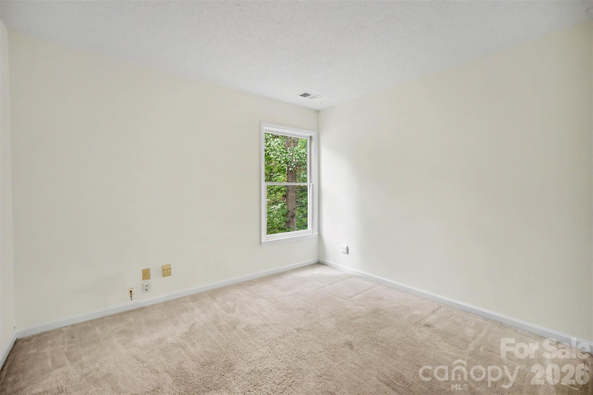 8401 Tatebrook Lane — Huntersville