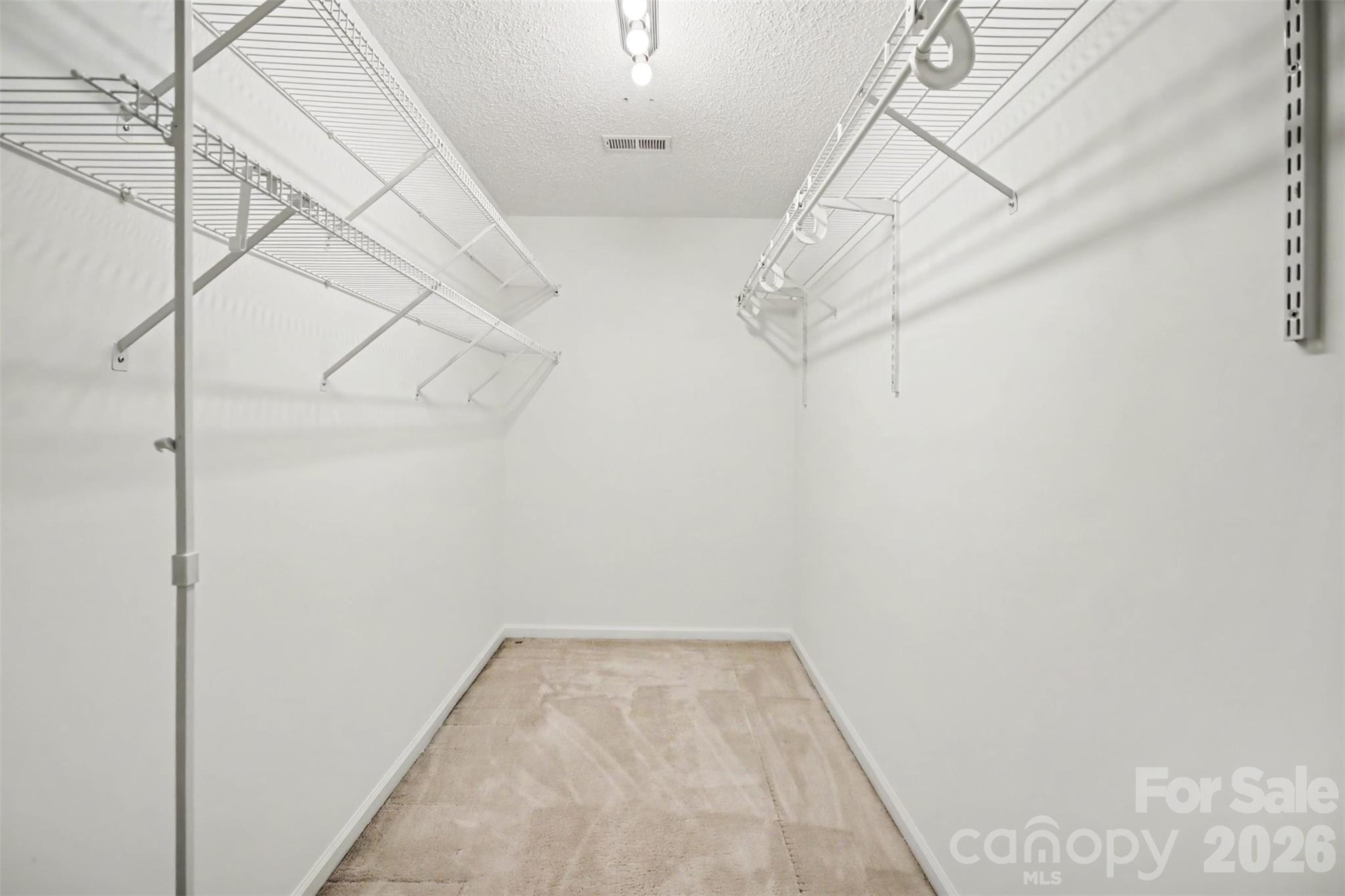 8401 Tatebrook Lane — Huntersville