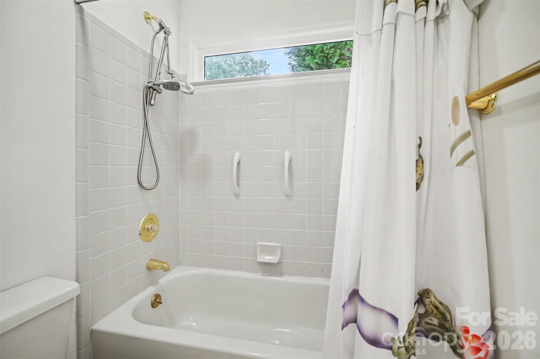 8401 Tatebrook Lane — Huntersville