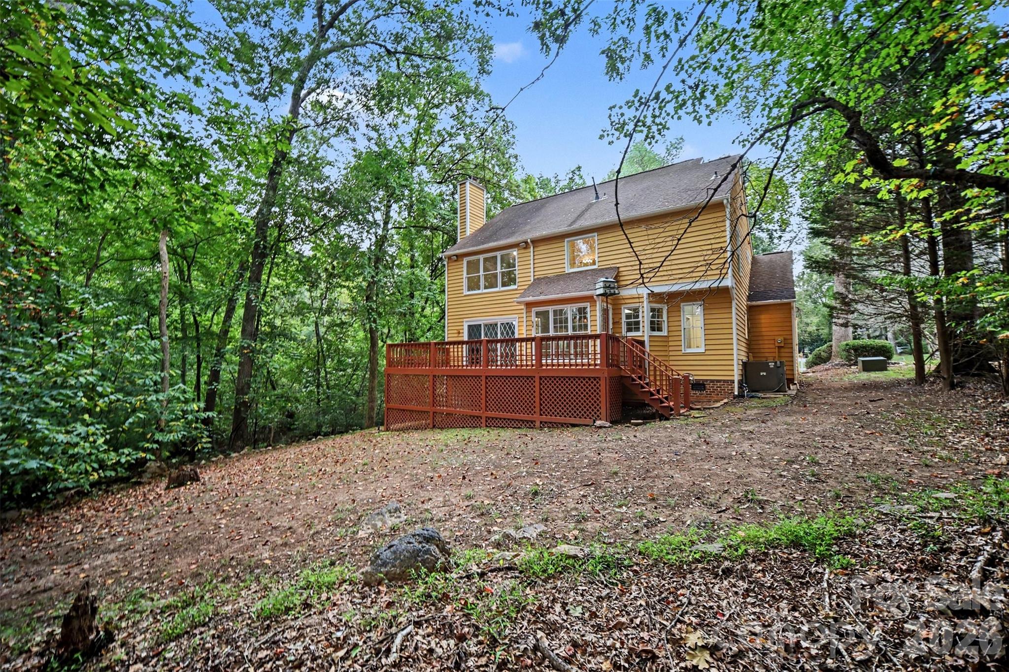 8401 Tatebrook Lane — Huntersville