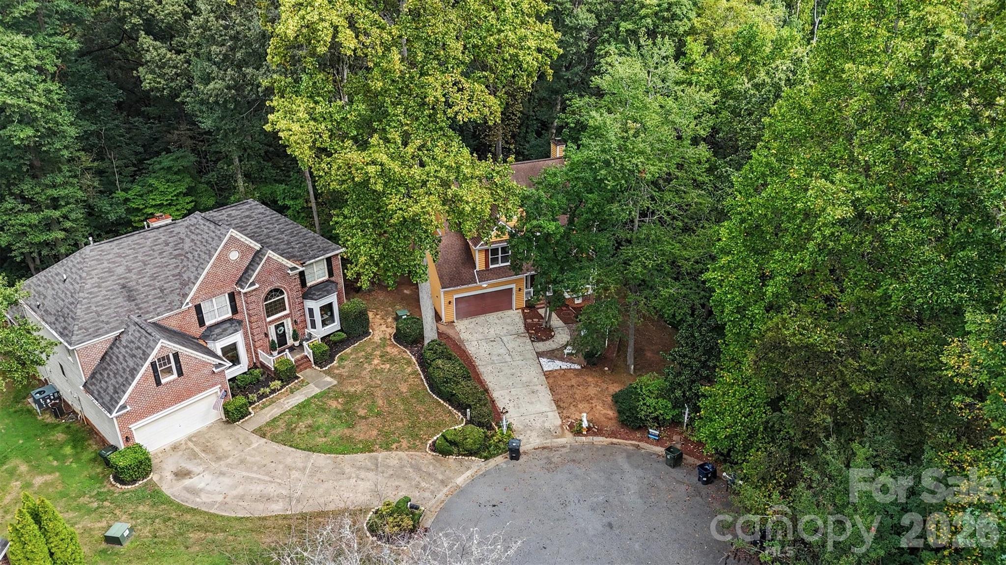 8401 Tatebrook Lane — Huntersville