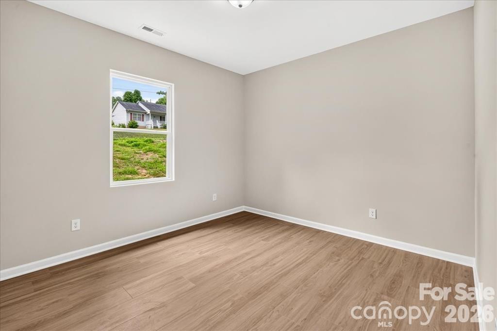 126 Aspen Street — Yadkinville